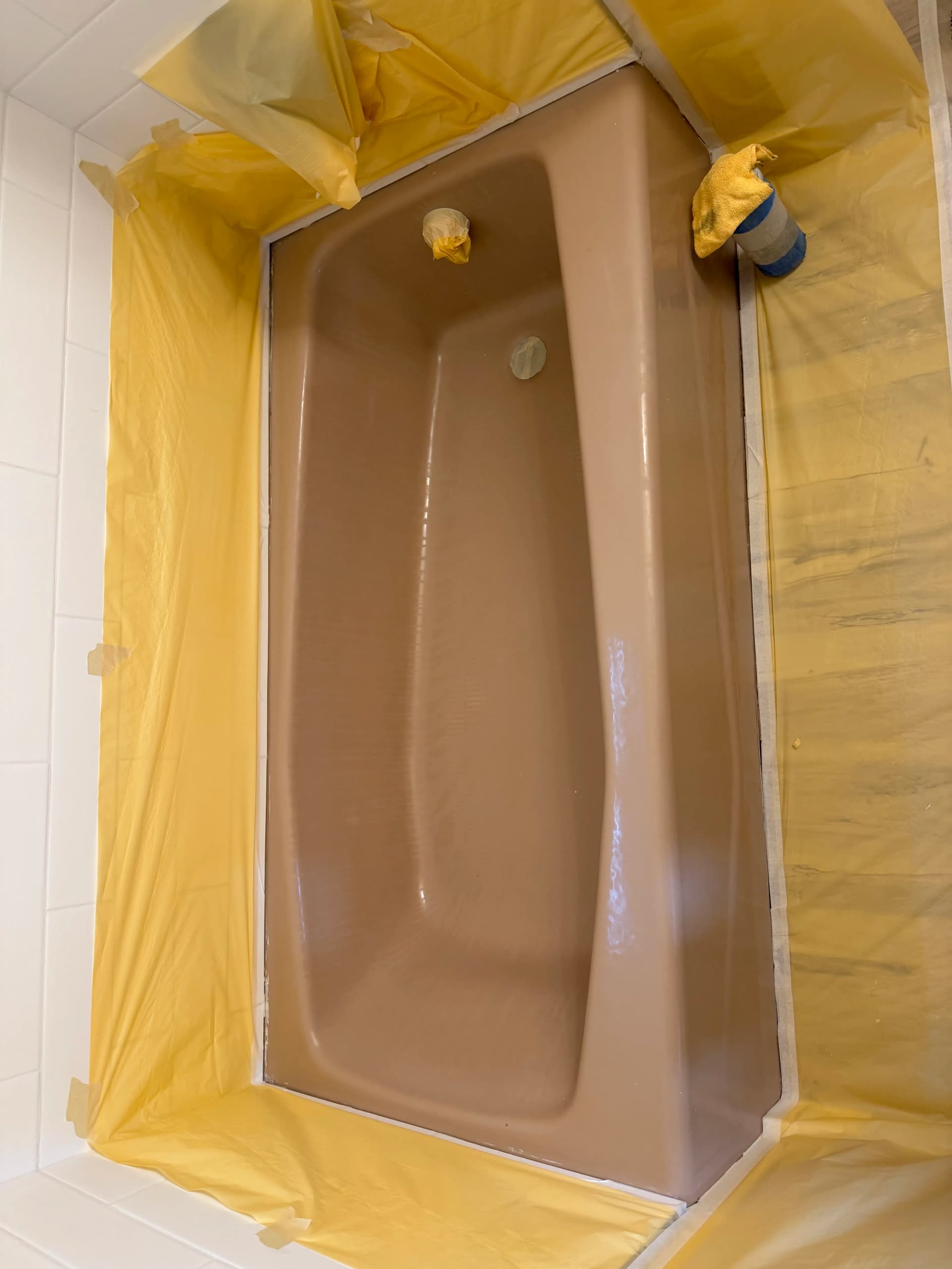Gallery photos for Cast Iron Tub Refinish - No Demo Required: Image #1