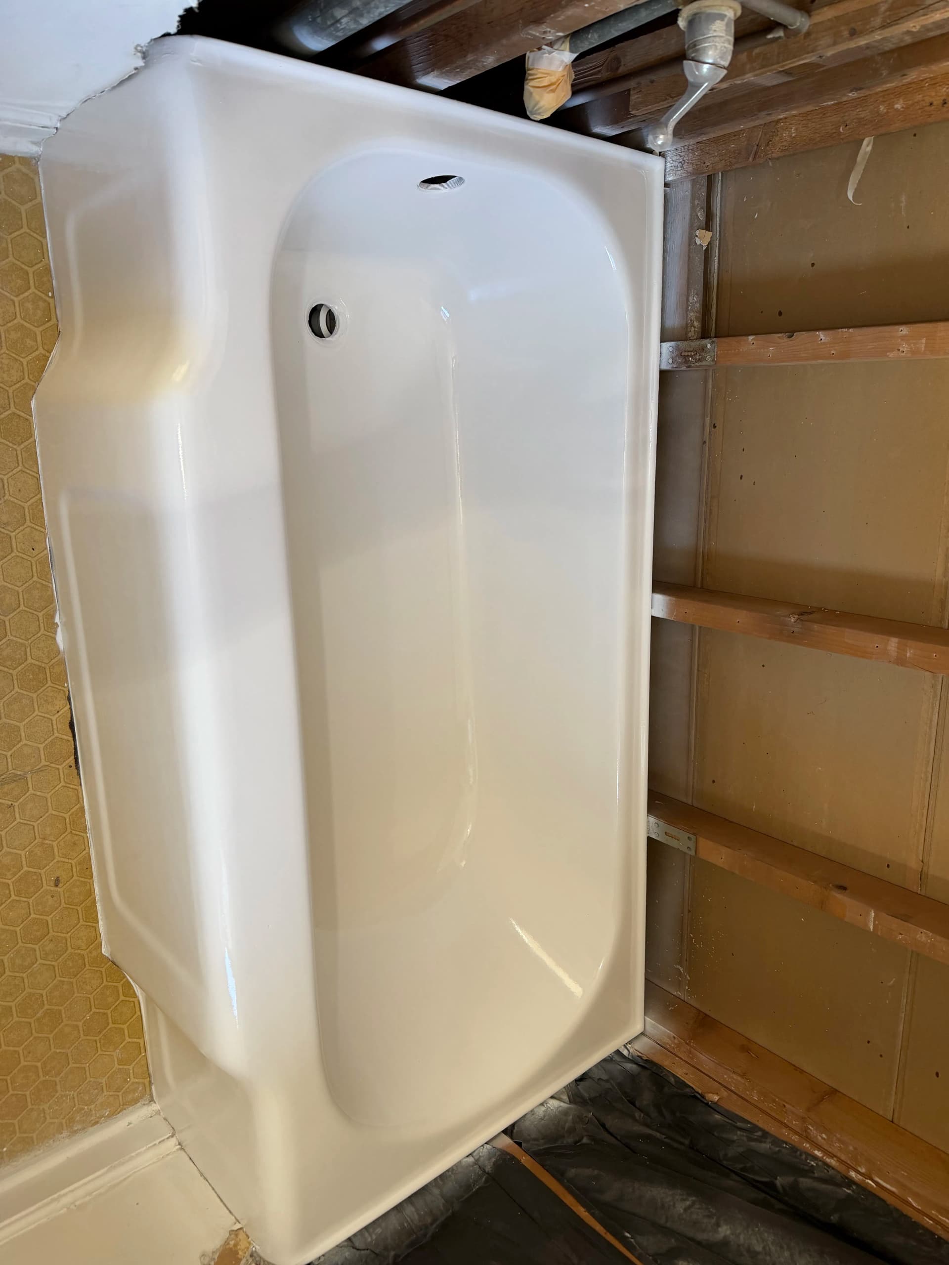 Gallery photos for Tub Refinish in the Middle of a Bathroom Remodel: Image #1