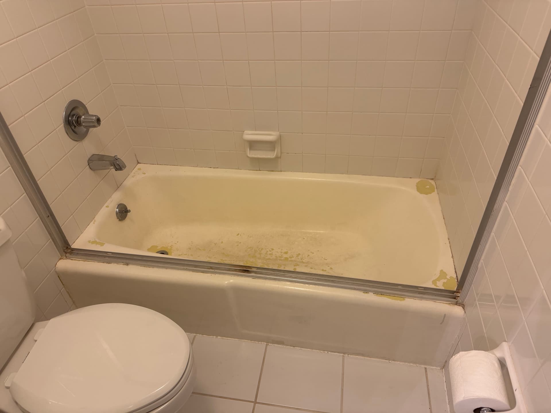 Full Tub Refinish Completed in One Day in Lake Geneva image